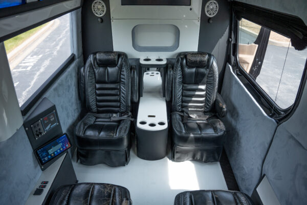 Mercedes-Benz Sprinter - Image 3